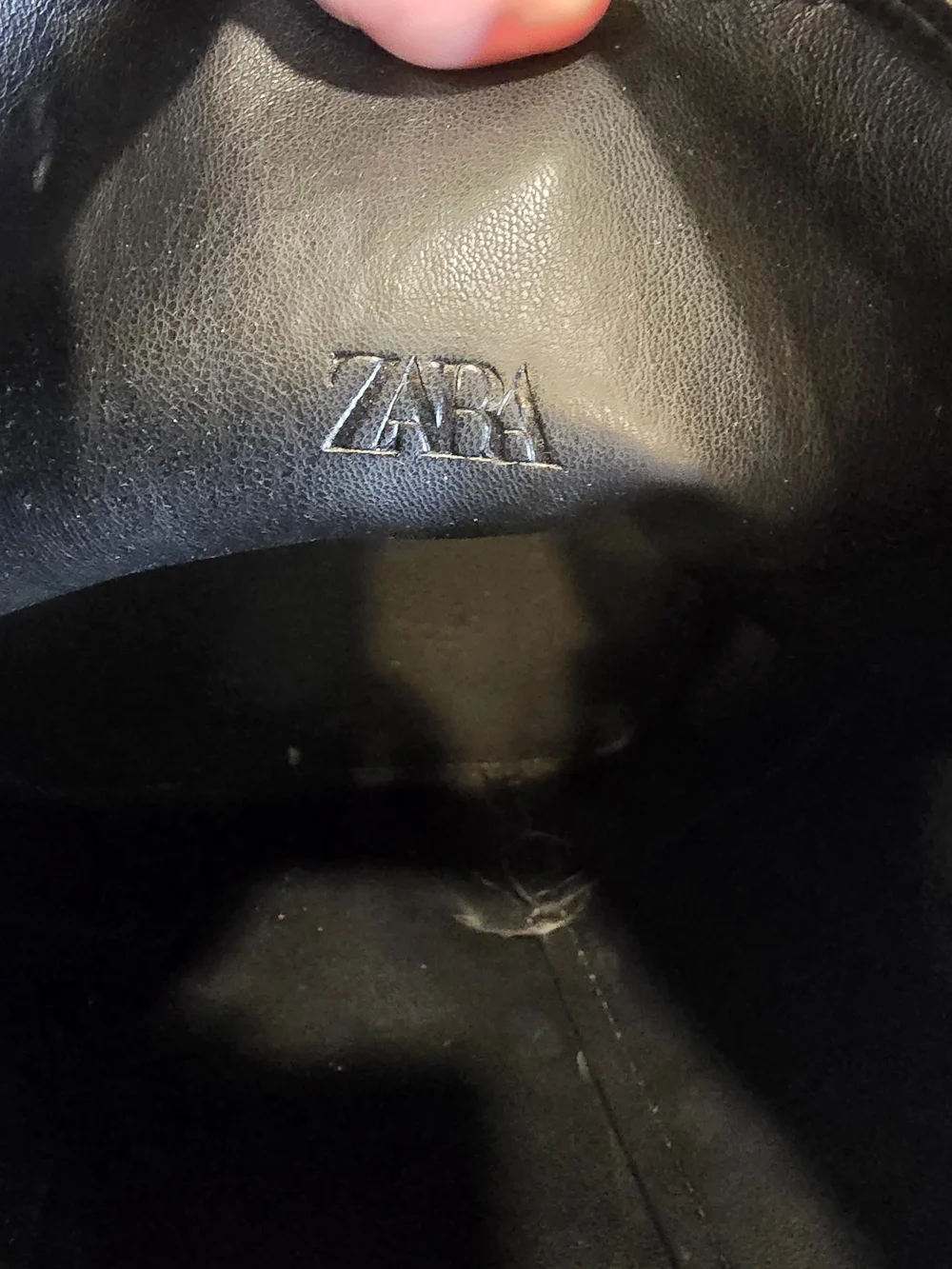 Zara Black Pebbled Drawstring Bucket Bag Crossbody